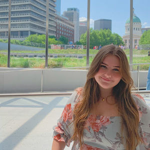 Meet your Posher, Bella